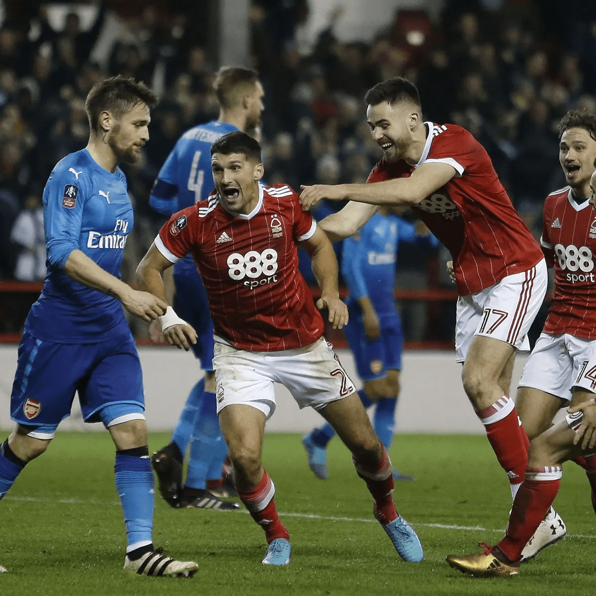 津媒：翻山失败，争五受阻，津门虎还得玩命补